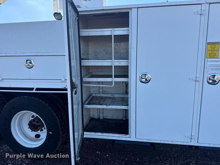 image for item EG1794 2010 Freightliner Business Class M2 crane truck