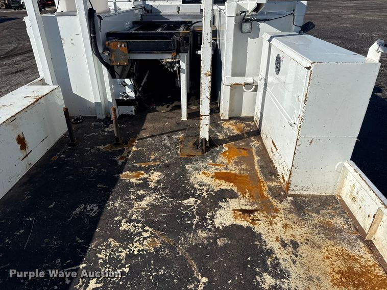 image for item EG1794 2010 Freightliner Business Class M2 crane truck