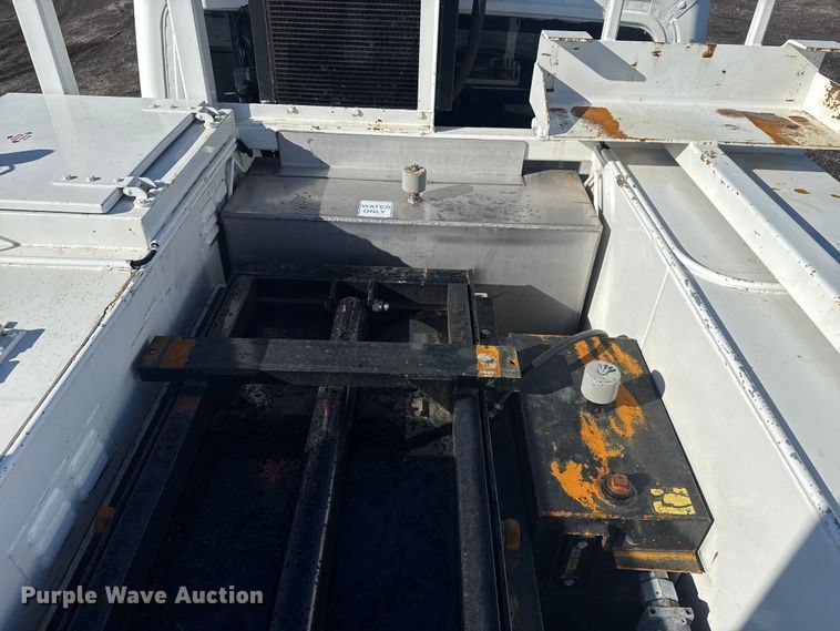 image for item EG1794 2010 Freightliner Business Class M2 crane truck