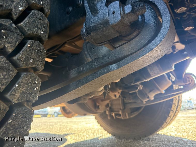 image for item EG1794 2010 Freightliner Business Class M2 crane truck