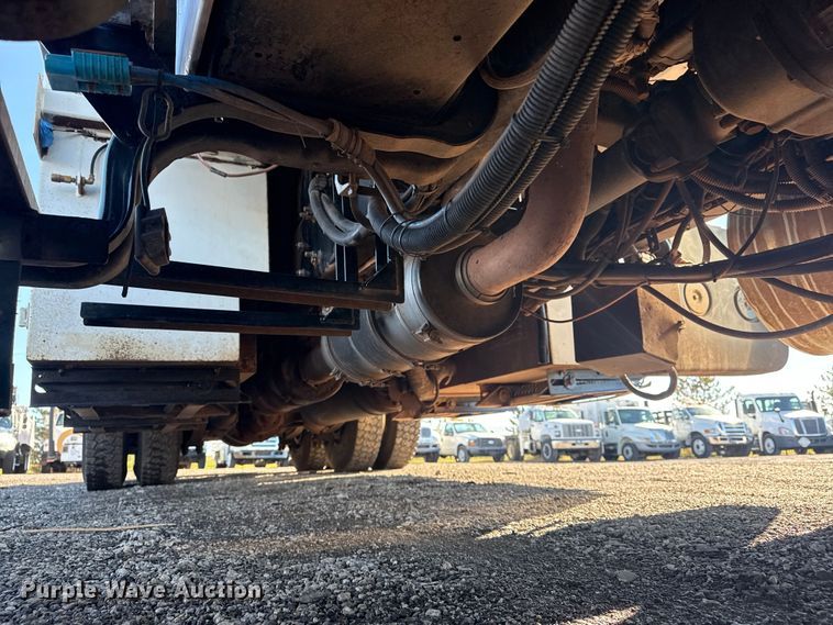 image for item EG1794 2010 Freightliner Business Class M2 crane truck