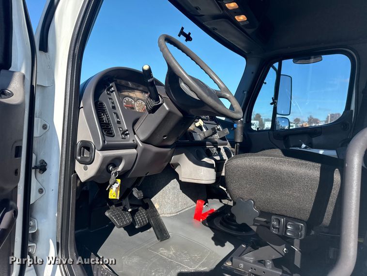 image for item EG1794 2010 Freightliner Business Class M2 crane truck