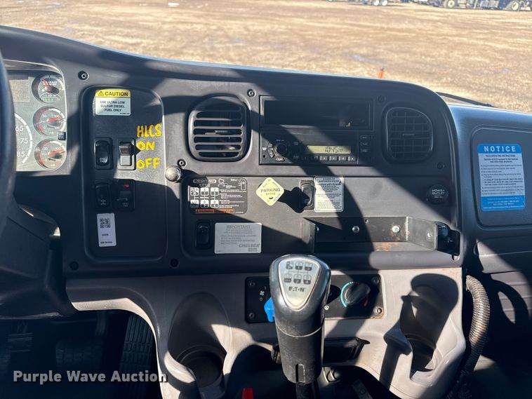 image for item EG1794 2010 Freightliner Business Class M2 crane truck