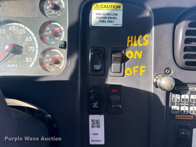 image for item EG1794 2010 Freightliner Business Class M2 crane truck