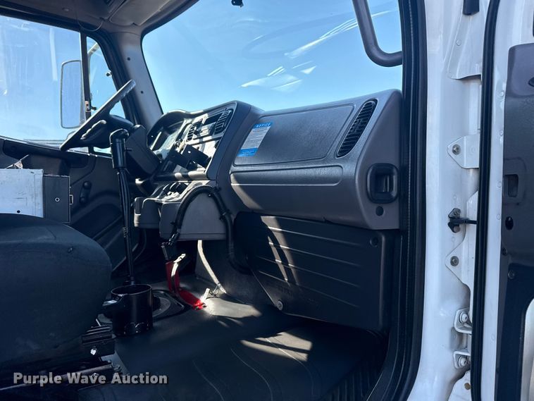 image for item EG1794 2010 Freightliner Business Class M2 crane truck