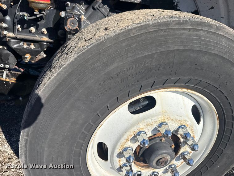 image for item EG1794 2010 Freightliner Business Class M2 crane truck