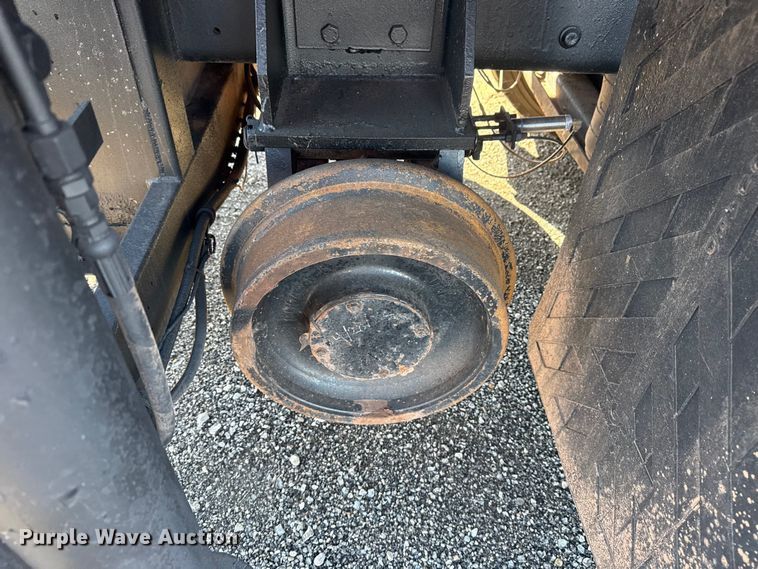 image for item EG1794 2010 Freightliner Business Class M2 crane truck