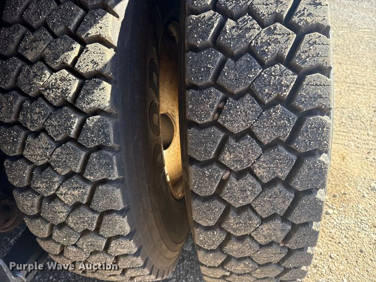 image for item EG1794 2010 Freightliner Business Class M2 crane truck