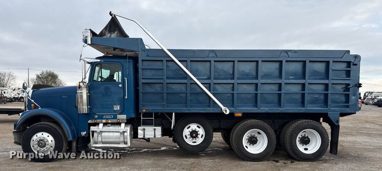 image for item EG1806 2000 Freightliner Classic dump truck