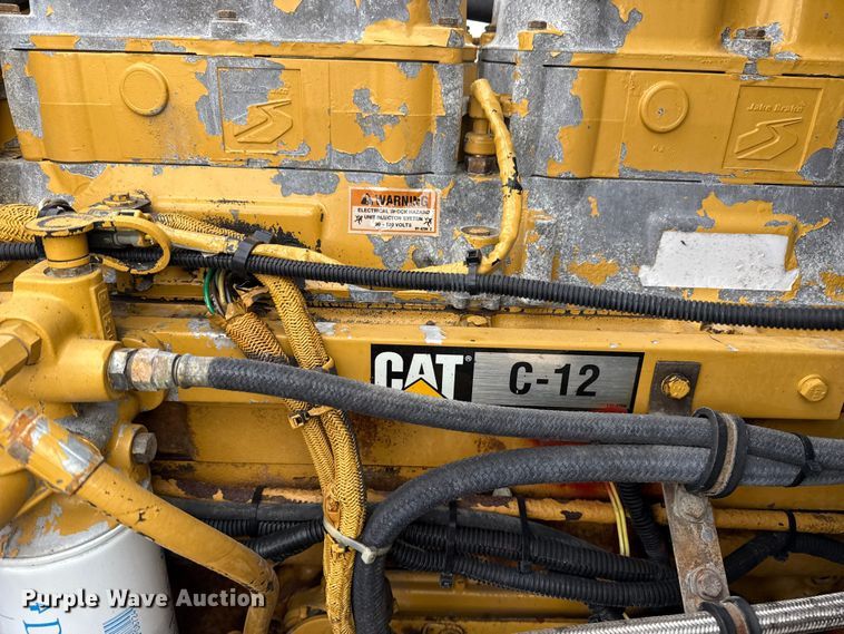 image for item EG1806 2000 Freightliner Classic dump truck