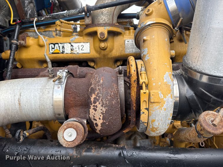 image for item EG1806 2000 Freightliner Classic dump truck