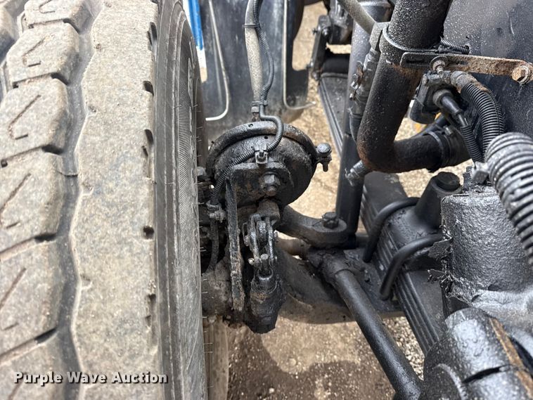 image for item EG1806 2000 Freightliner Classic dump truck