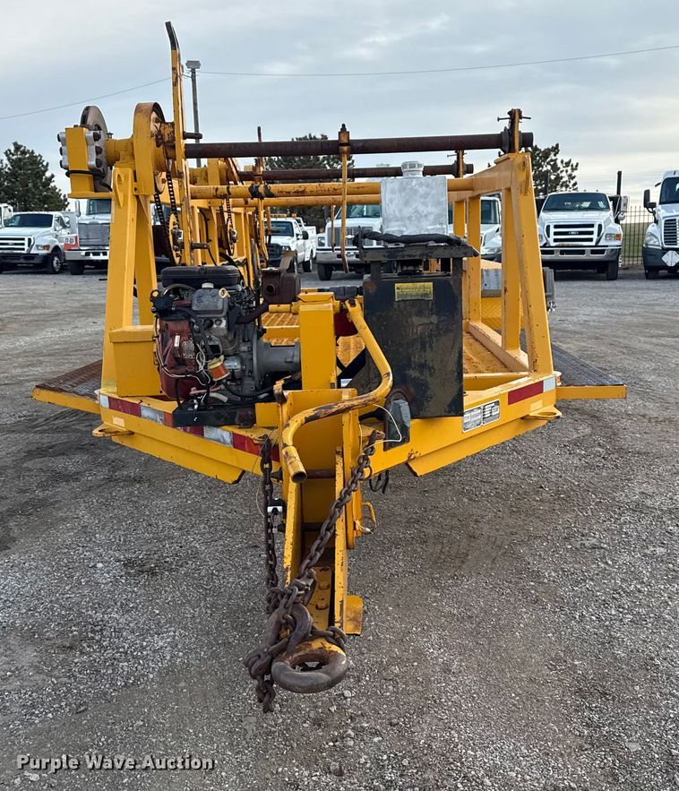 image for item EG1808 2001 TSE International RC572X48-3 reel trailer