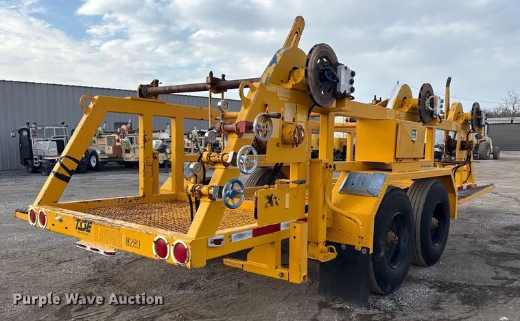 image for item EG1808 2001 TSE International RC572X48-3 reel trailer