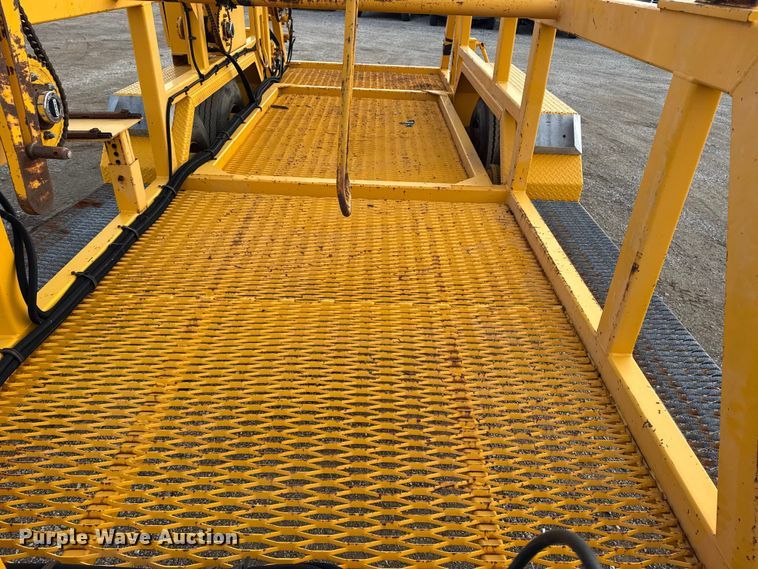 image for item EG1808 2001 TSE International RC572X48-3 reel trailer