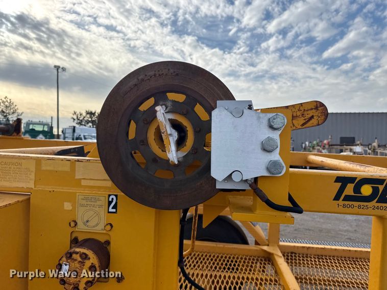 image for item EG1808 2001 TSE International RC572X48-3 reel trailer