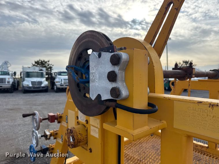 image for item EG1808 2001 TSE International RC572X48-3 reel trailer