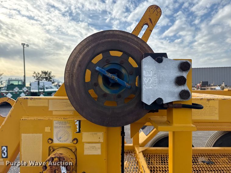 image for item EG1808 2001 TSE International RC572X48-3 reel trailer