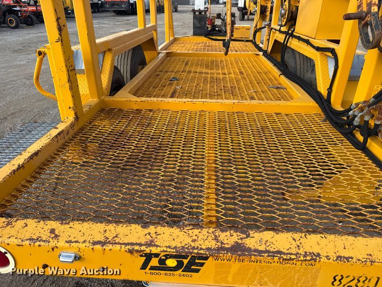 image for item EG1808 2001 TSE International RC572X48-3 reel trailer