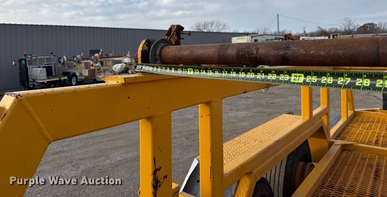 image for item EG1808 2001 TSE International RC572X48-3 reel trailer