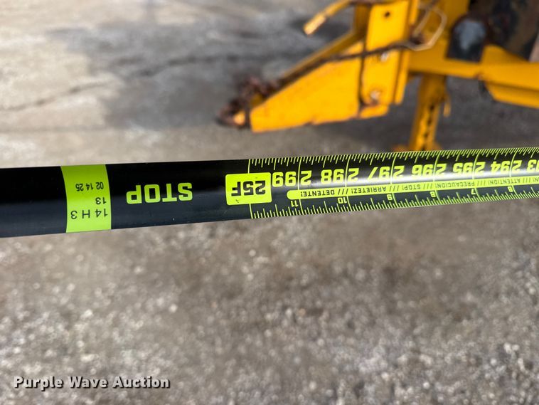 image for item EG1808 2001 TSE International RC572X48-3 reel trailer