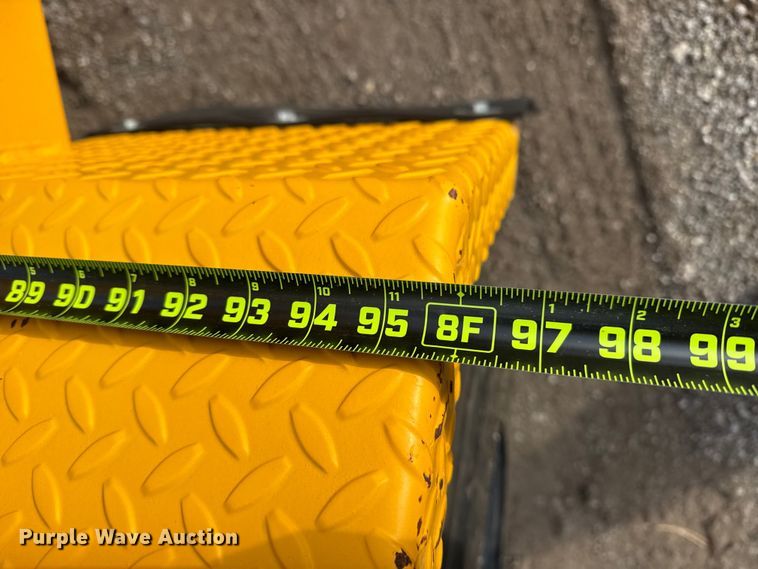 image for item EG1808 2001 TSE International RC572X48-3 reel trailer