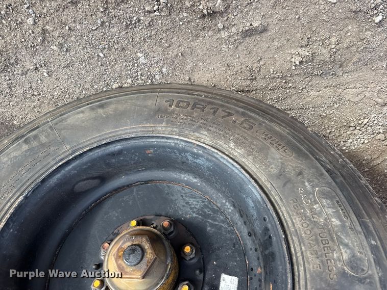 image for item EG1808 2001 TSE International RC572X48-3 reel trailer