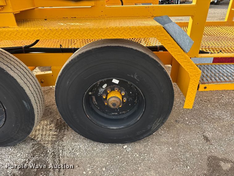 image for item EG1808 2001 TSE International RC572X48-3 reel trailer