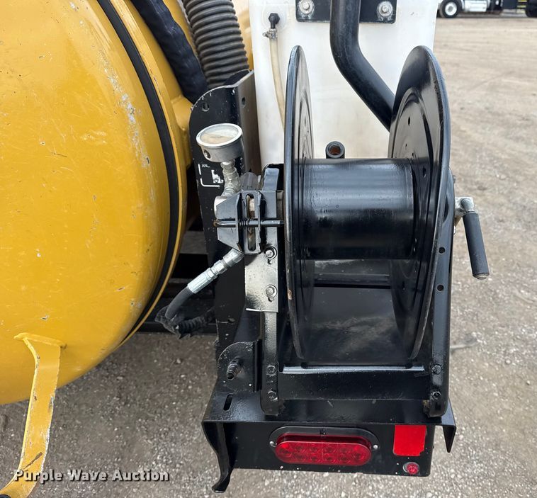 image for item EG1809 2024 Vermeer CV673SGT vacuum excavator