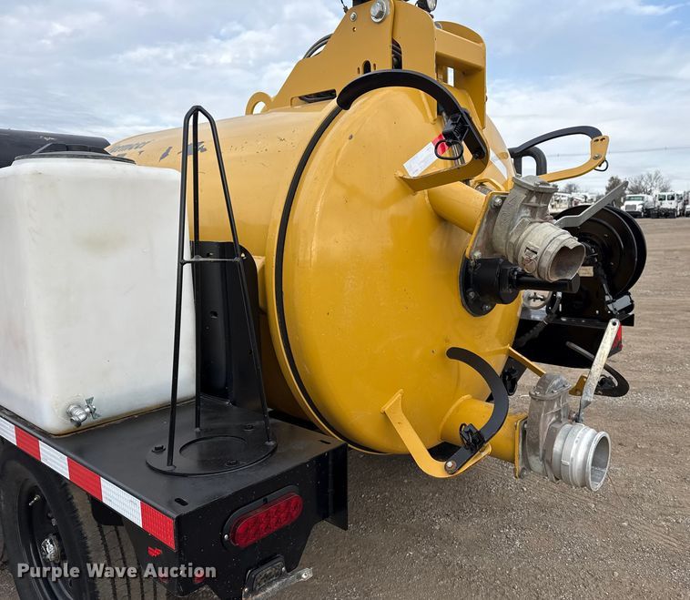 image for item EG1809 2024 Vermeer CV673SGT vacuum excavator