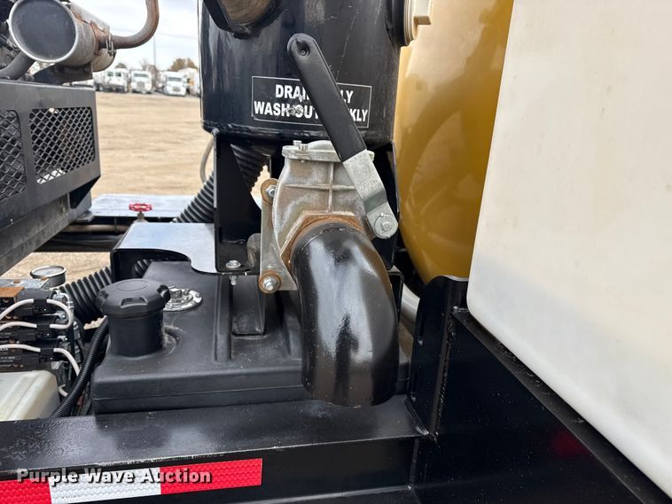 image for item EG1809 2024 Vermeer CV673SGT vacuum excavator