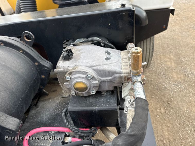 image for item EG1809 2024 Vermeer CV673SGT vacuum excavator