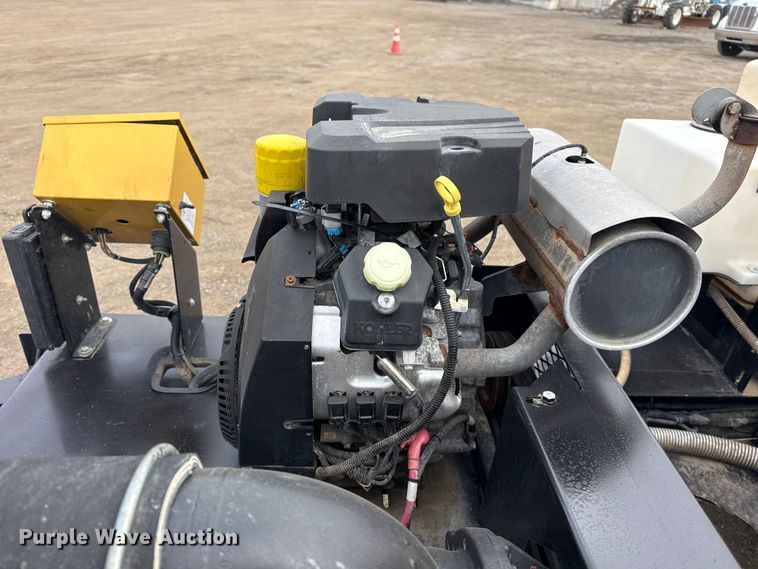 image for item EG1809 2024 Vermeer CV673SGT vacuum excavator