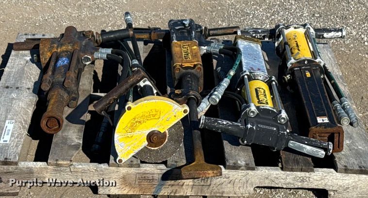 image for item EG1816 (4) jack hammers