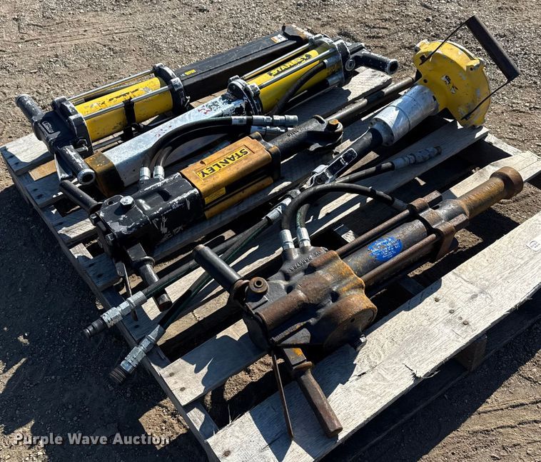 image for item EG1816 (4) jack hammers