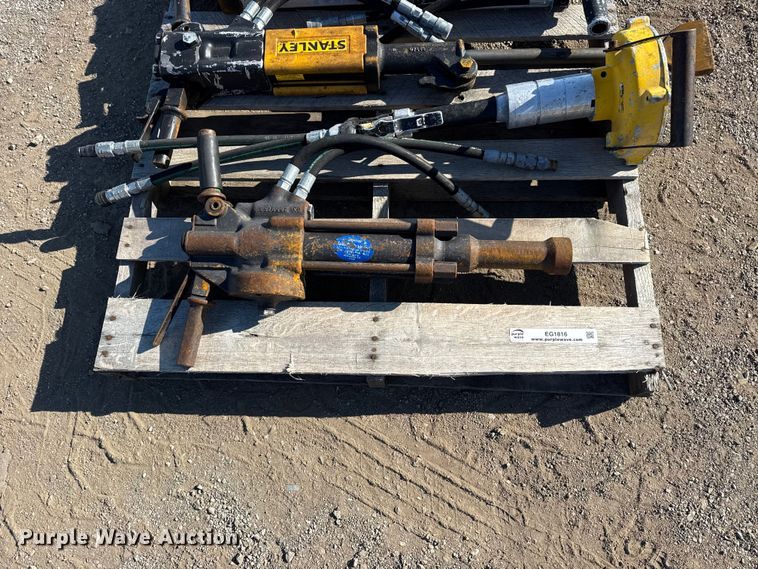 image for item EG1816 (4) jack hammers