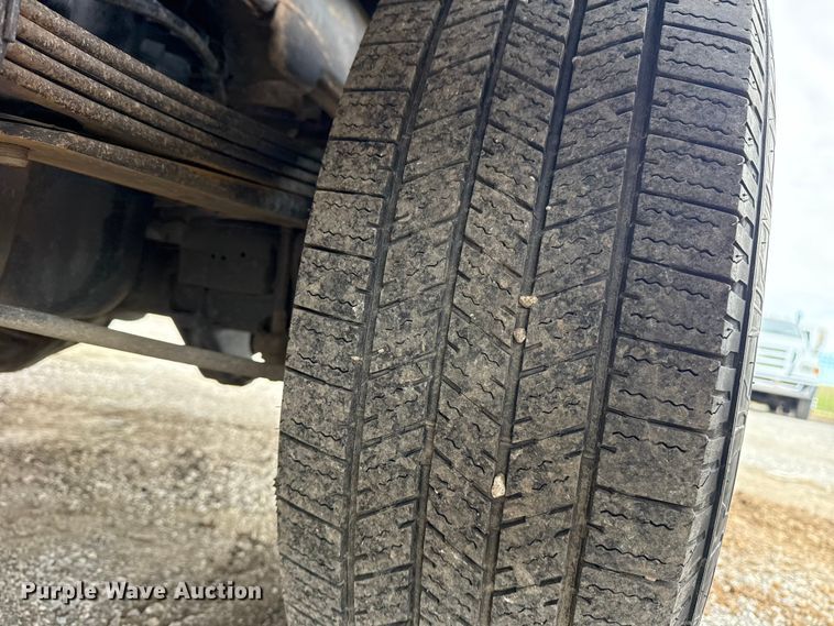 image for item EG1818 2011 Chevrolet 2500HD utility bed pickup truck