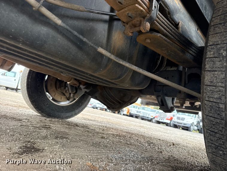 image for item EG1818 2011 Chevrolet 2500HD utility bed pickup truck