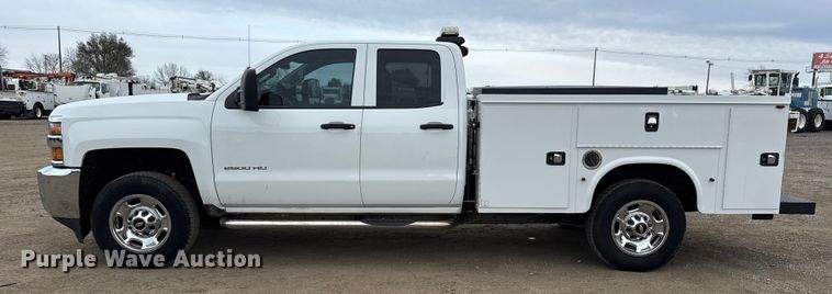 image for item EG1819 2019 Chevrolet 2500 HD Double Cab utility bed pickup truck