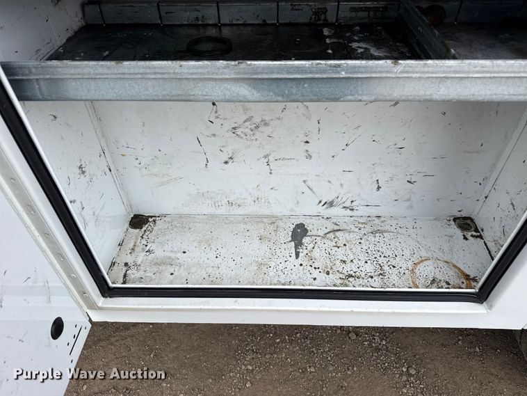 image for item EG1819 2019 Chevrolet 2500 HD Double Cab utility bed pickup truck