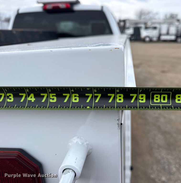 image for item EG1819 2019 Chevrolet 2500 HD Double Cab utility bed pickup truck