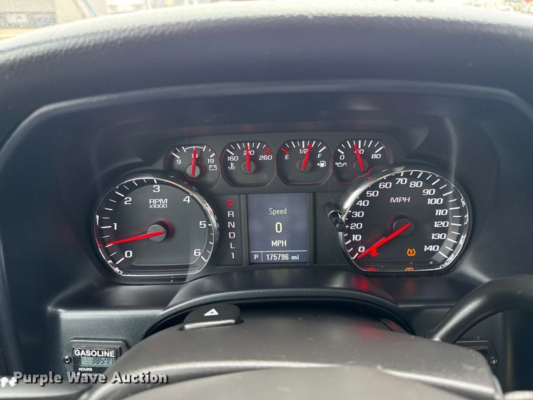 image for item EG1819 2019 Chevrolet 2500 HD Double Cab utility bed pickup truck