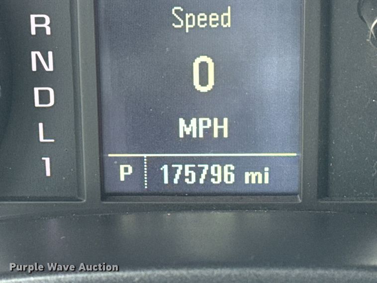 image for item EG1819 2019 Chevrolet 2500 HD Double Cab utility bed pickup truck