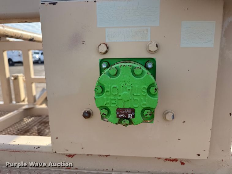 image for item EG1821 1998 TSE International RC572X48-3 reel trailer