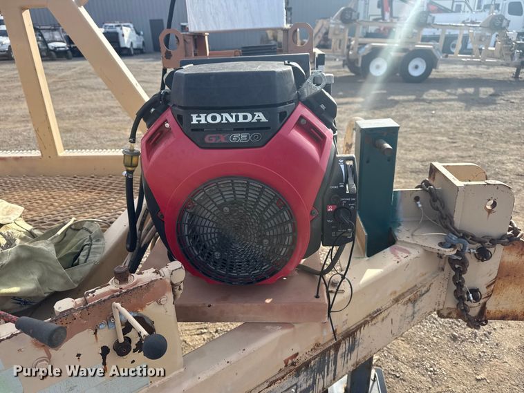 image for item EG1821 1998 TSE International RC572X48-3 reel trailer