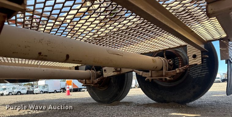 image for item EG1821 1998 TSE International RC572X48-3 reel trailer