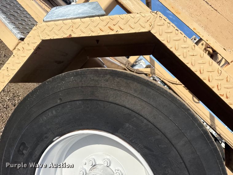 image for item EG1821 1998 TSE International RC572X48-3 reel trailer