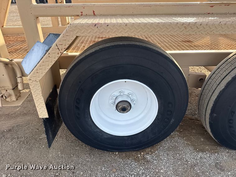 image for item EG1821 1998 TSE International RC572X48-3 reel trailer