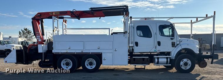 image for item EG1824 2007 Freightliner Business Class M2 crane truck