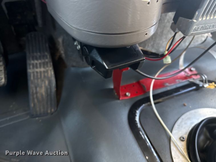 image for item EG1824 2007 Freightliner Business Class M2 crane truck